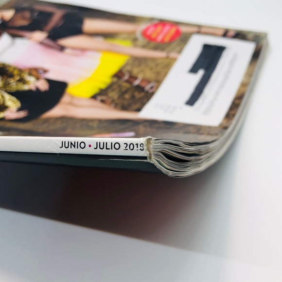 PEOPLE En Espanol Bellos June/July 2018 - Picture 10 of 13